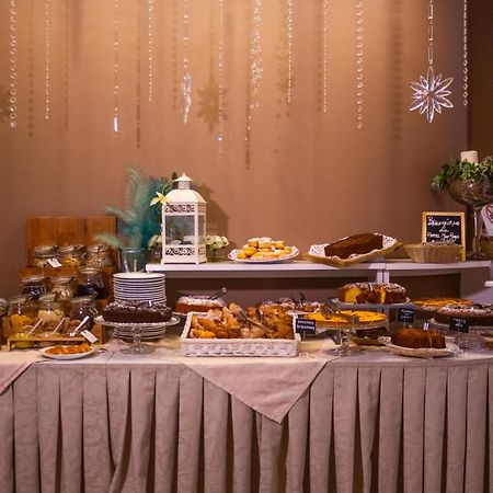 Hotel Mon Pays Riccione Dış mekan fotoğraf