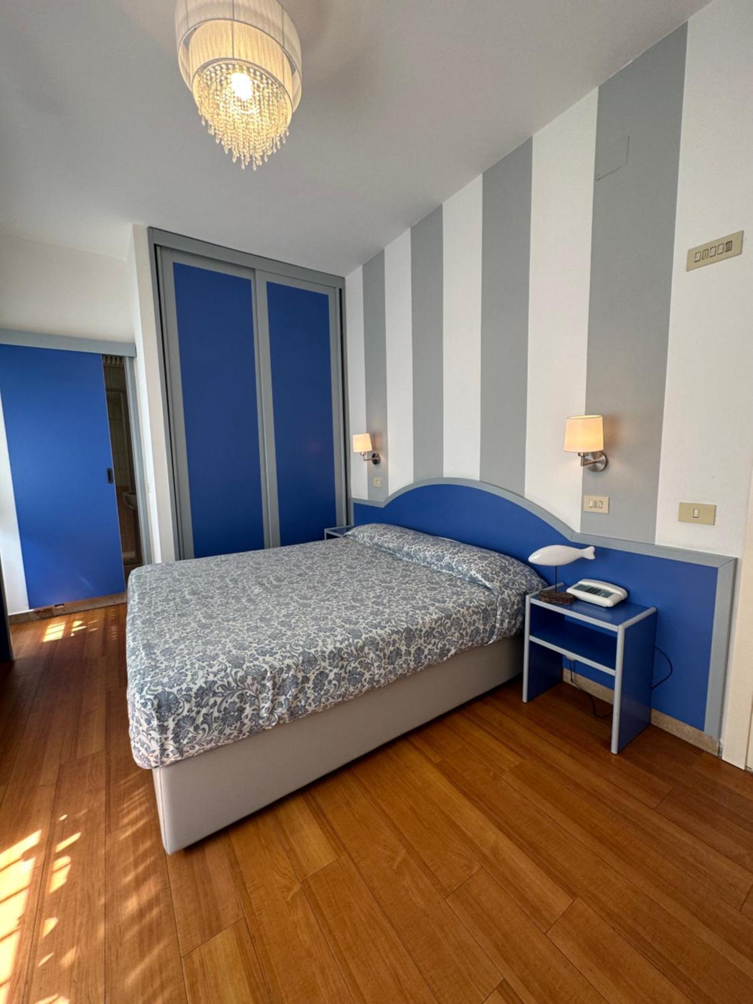 Hotel Mon Pays Riccione Dış mekan fotoğraf