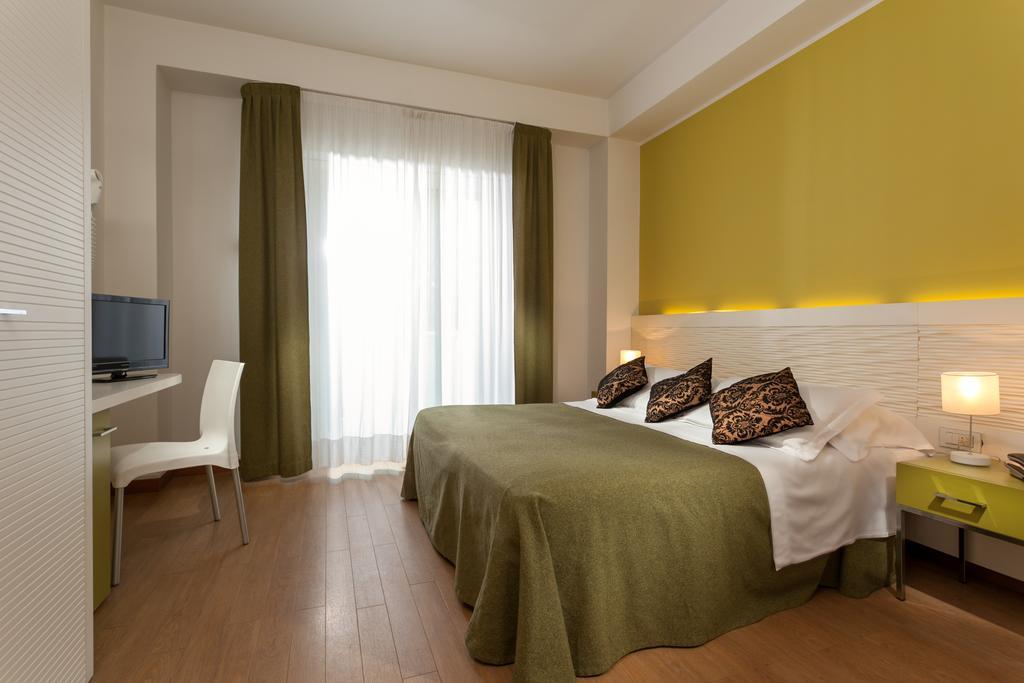 Hotel Mon Pays Riccione Oda fotoğraf
