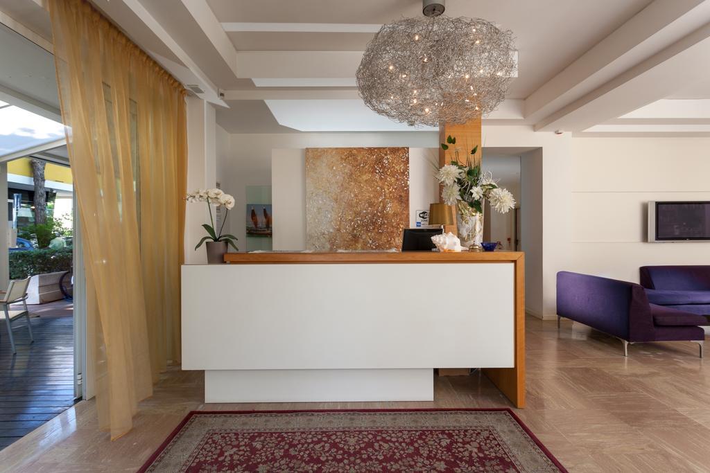 Hotel Mon Pays Riccione Dış mekan fotoğraf