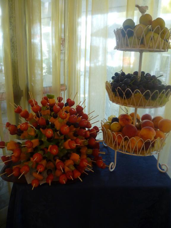 Hotel Mon Pays Riccione Dış mekan fotoğraf